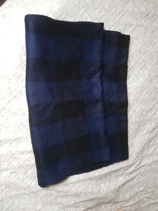 Czarno-granatowy komin Reserved