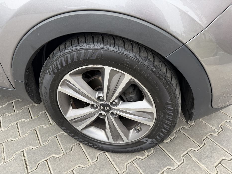 Kia Sportage 12 місяць 2013 2л газ/бензин автомат