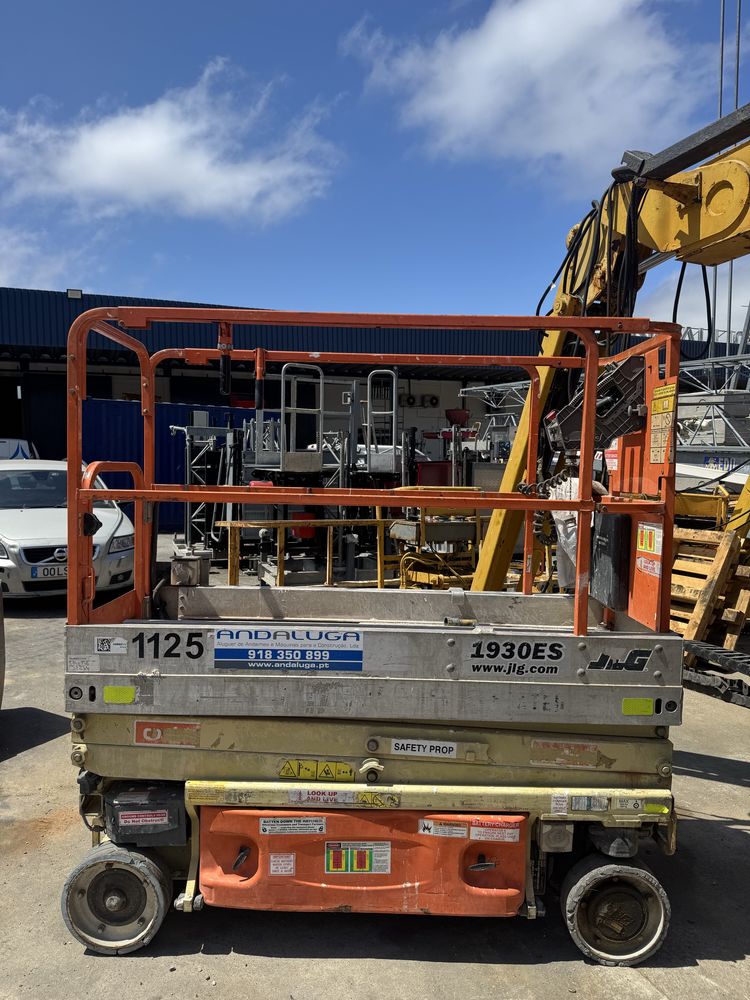 Plataforma elevatoria Tesoura usada JLG 1930 (8Mt)