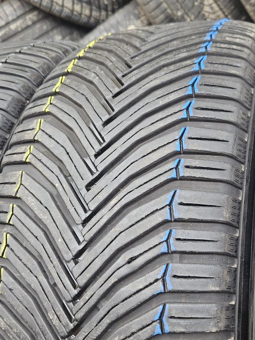 Шины БУ 225 55 R 19 Michelin cross climate SUV комплект всесезон