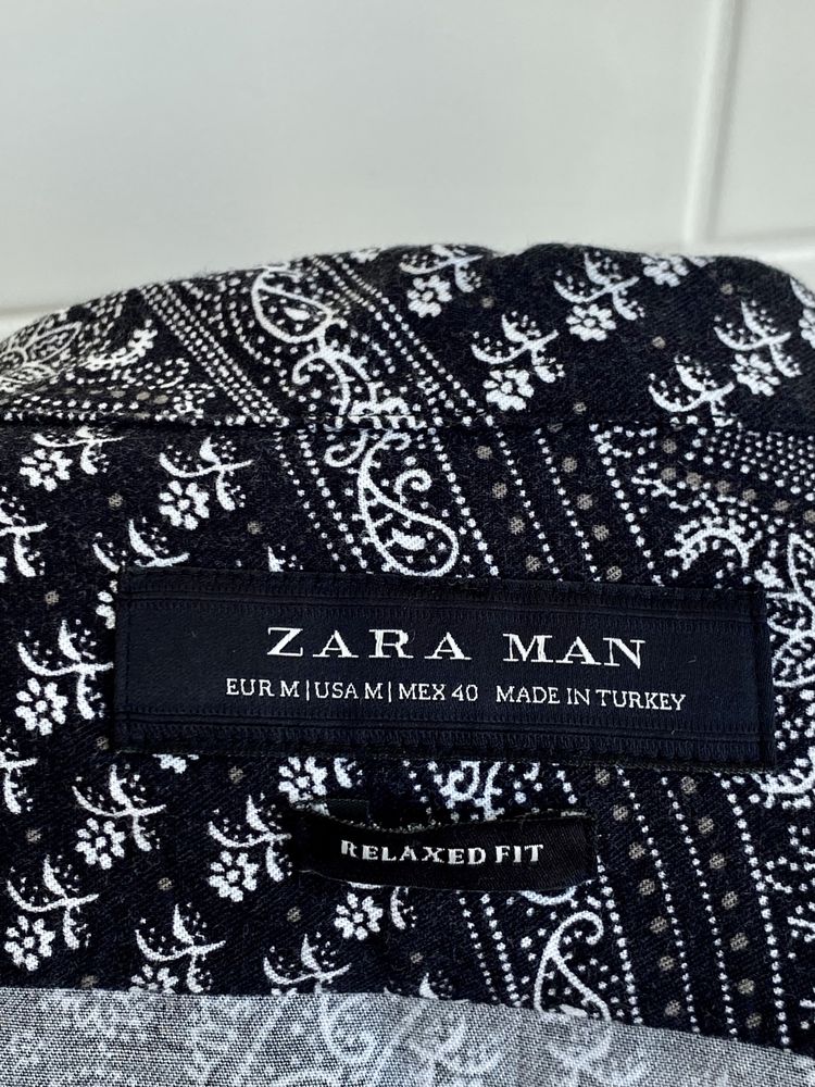 Рубашка Zara S-М легенька