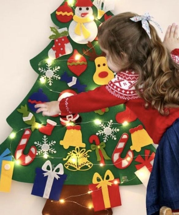 Ялинка з фетру 32 або 40 прикрас на липучках з гірляндою