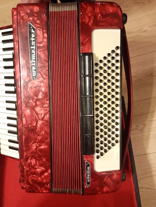 Akordeon WELTMEISTER STELLA 96 basów 4chóry