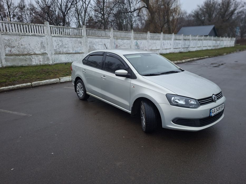 Продам Фольцваген Поло 2013р