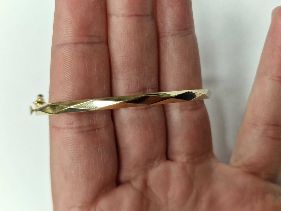 Złota bransoletka damska/ 585/ 7.11 gram/ od Apart/ Sztywna/ nowoczesn