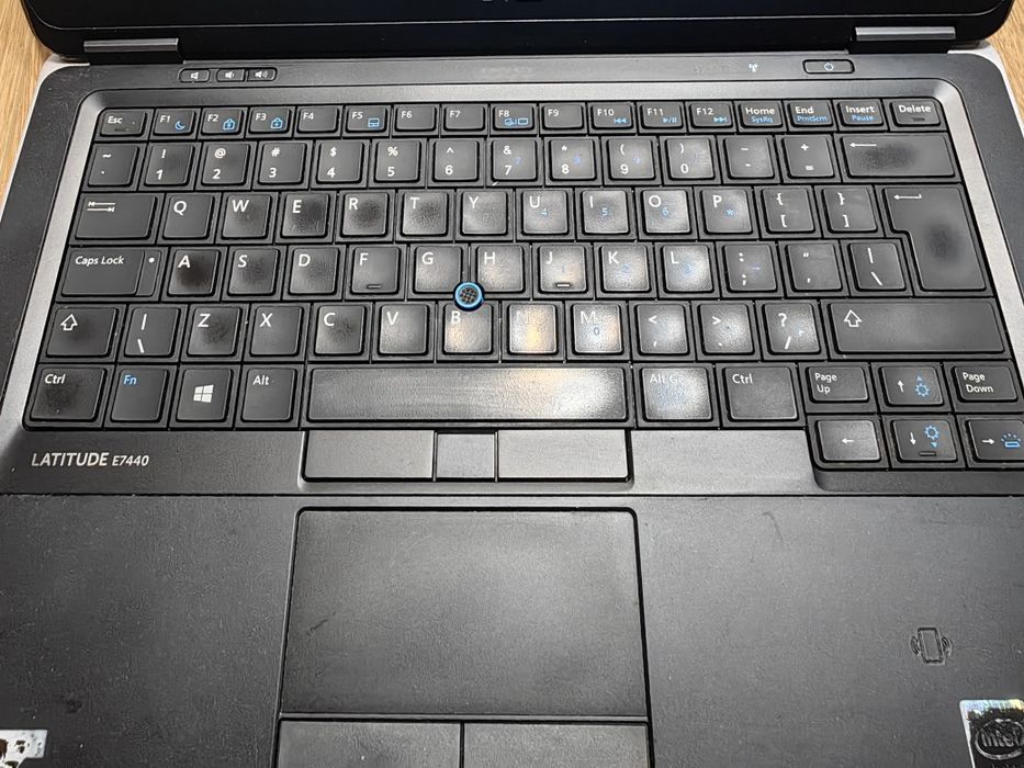 Dell Latitude E7440, i7-4600U, 8GB RAM, 120GB SSD, Win 11, akku ok