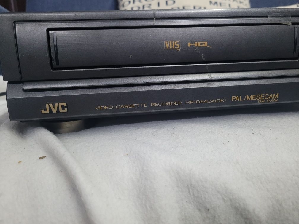 Magnetowid VHS JVC HR-D541EM