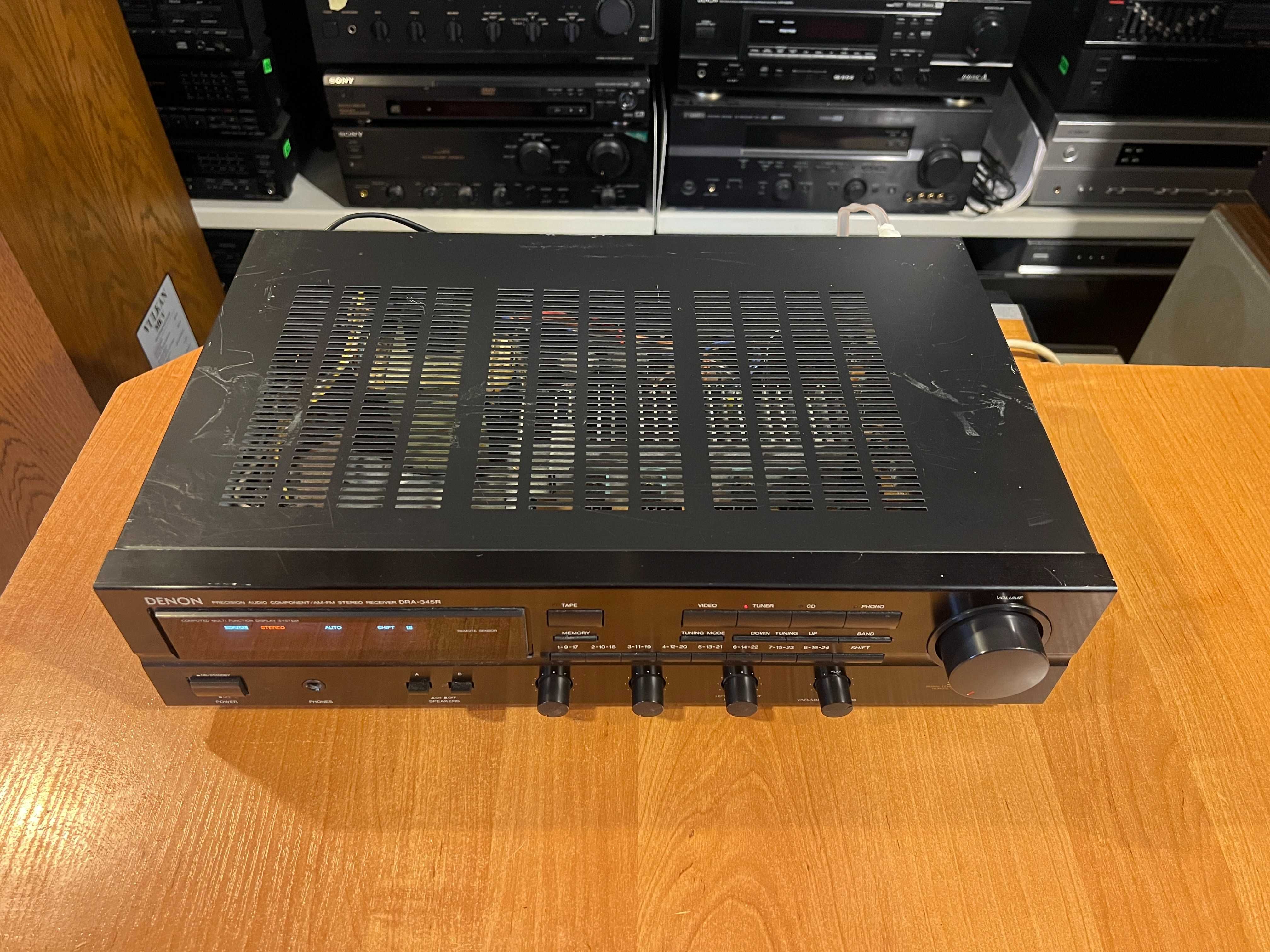 Amplituner Denon DRA-345R, AudioRoom