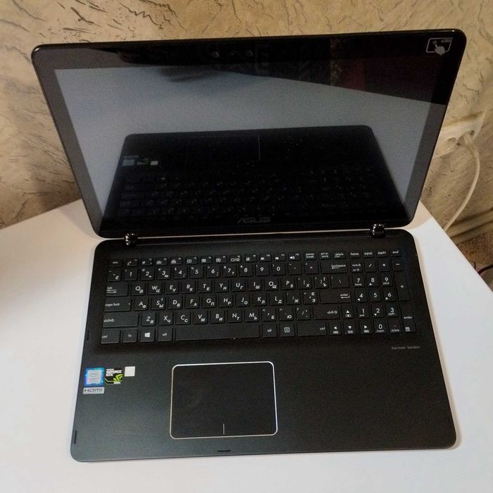 Сенсорный игровой ноутбук Asus Q534U|Core i7 |GTX 950M 2гб |12/256 SSD