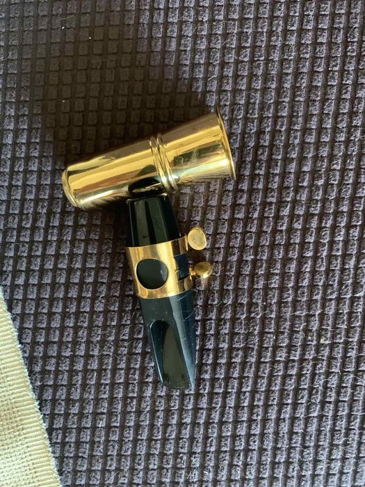 Продам саксафон альт