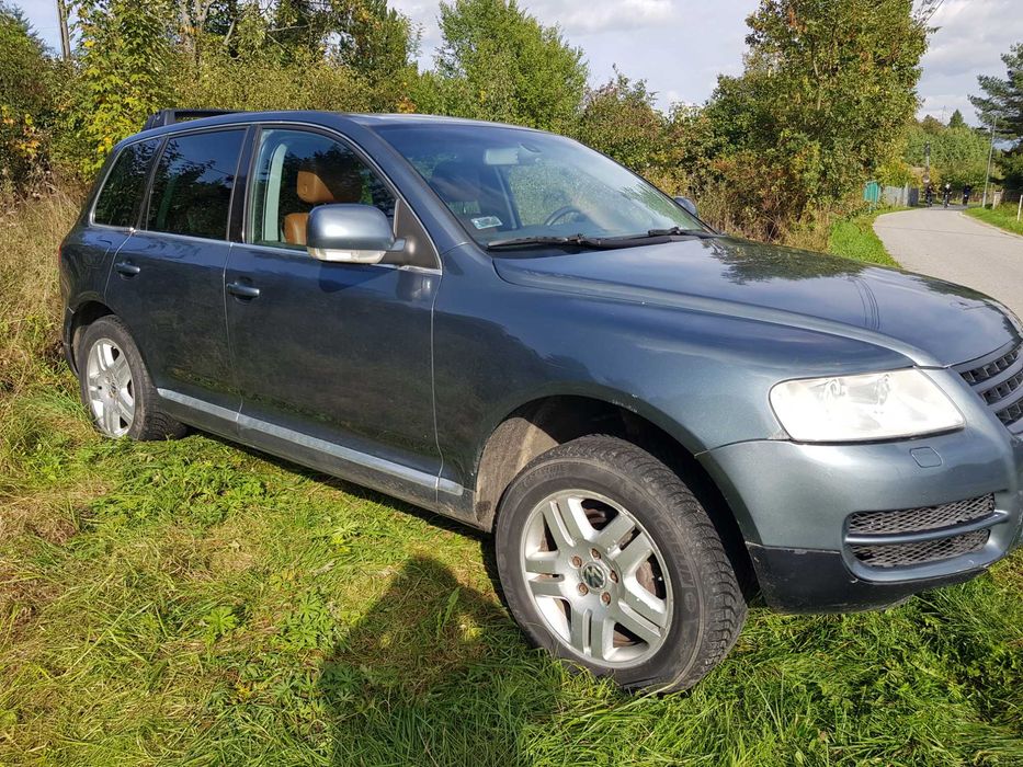 VW Touareg  4.2 V8 benzyna + lpg