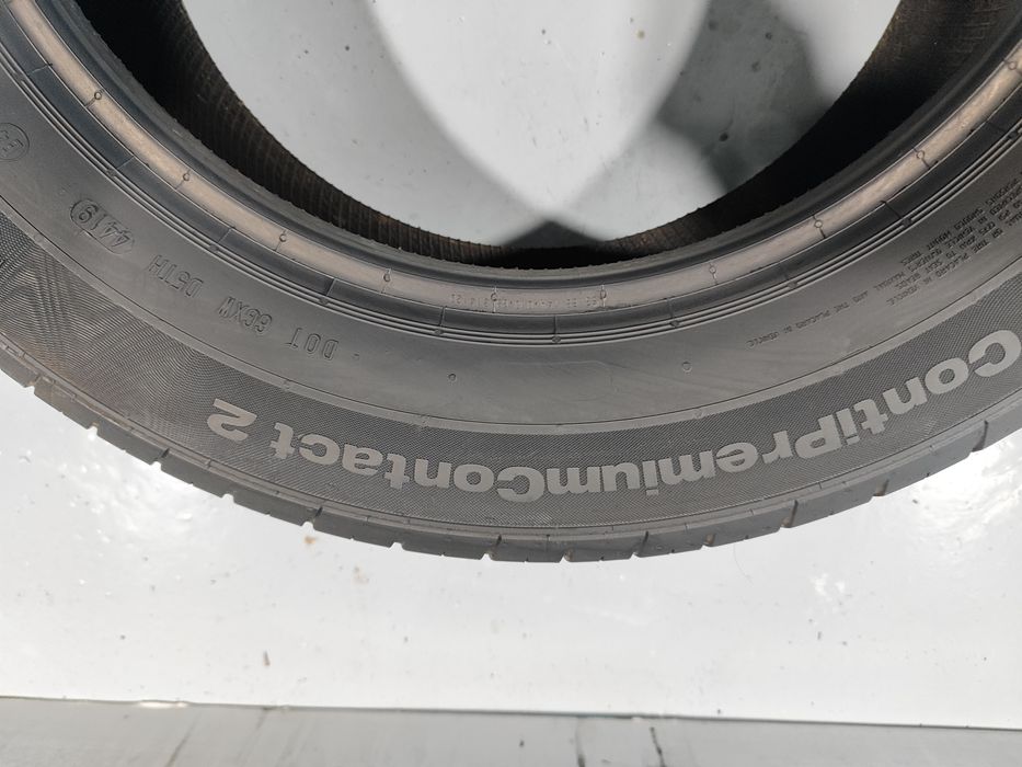 2 pneus semi novos continental 205-60R16 - Oferta da entrega