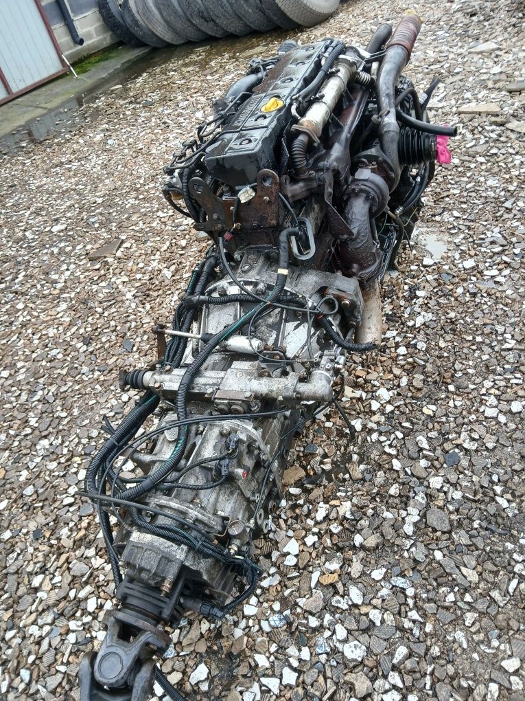 Silnik +Skrzynia biegów Renault Midlum270 DCI