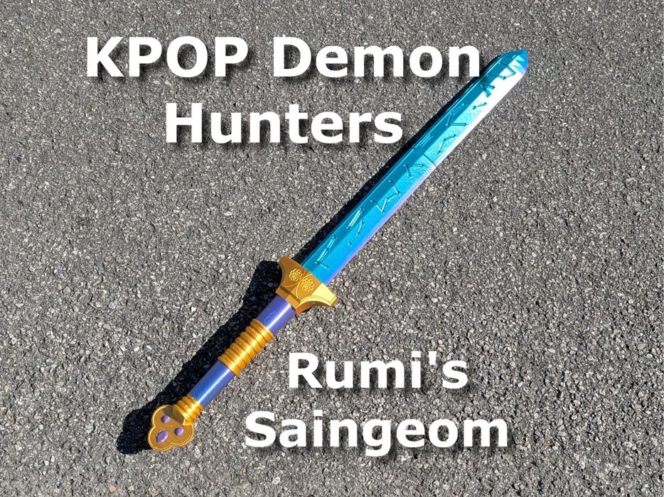 Espada do Rumi (Saingeom) - Caçadores de Demónios Kpop