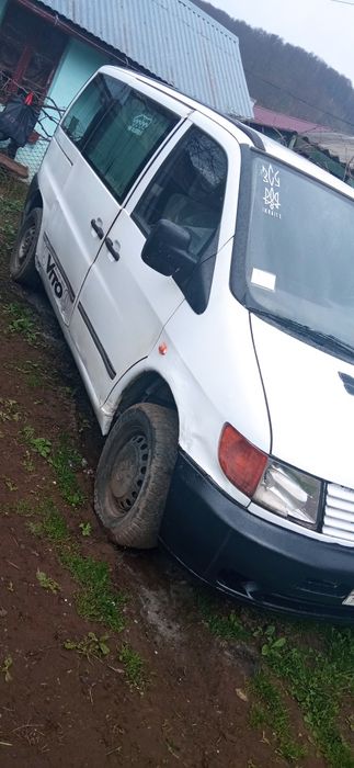 Mercedes Vito на ходу