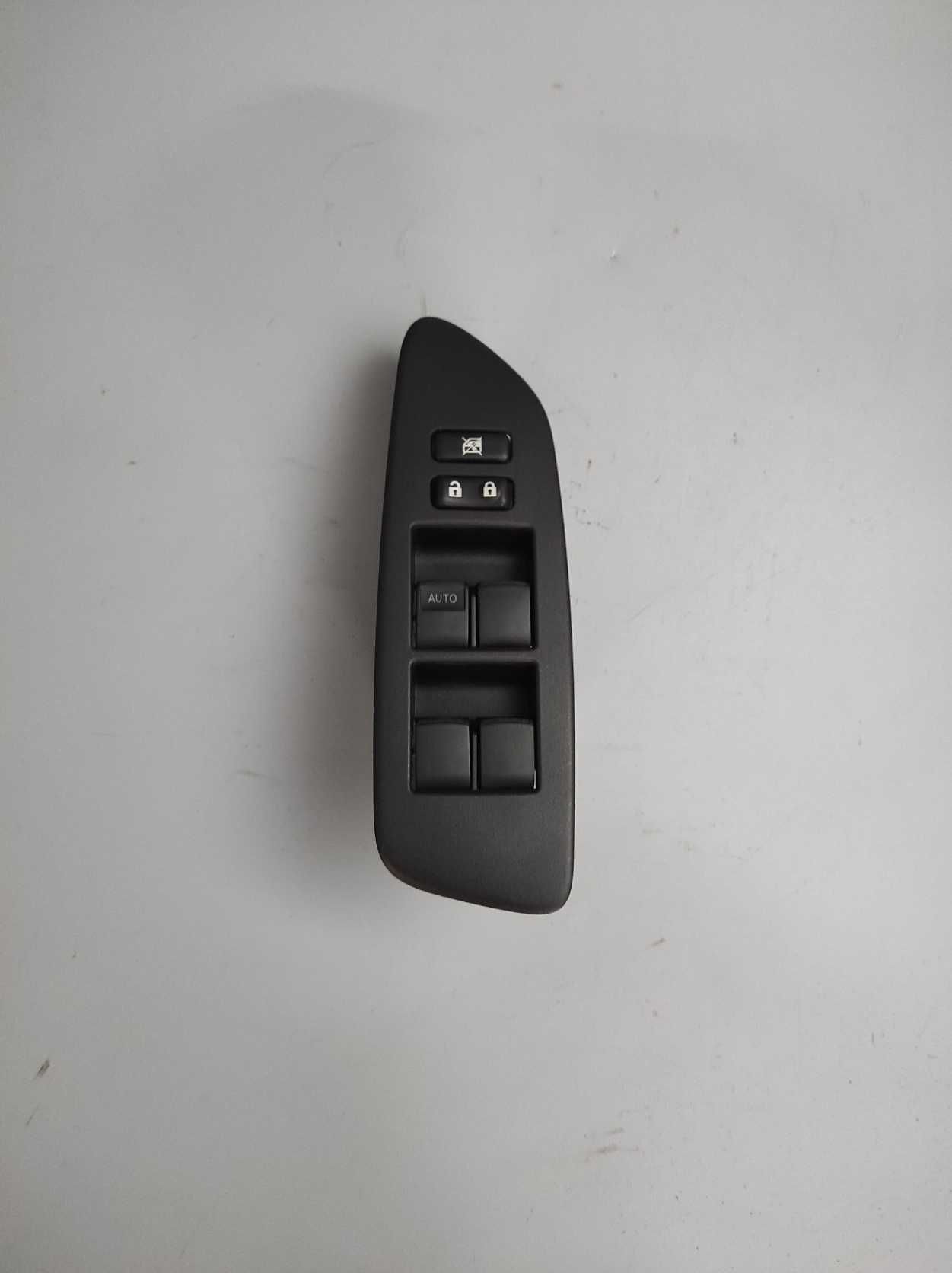 Panel sterowania szyb, lewa strona TOYOTA AURIS I, Rok 2006-09