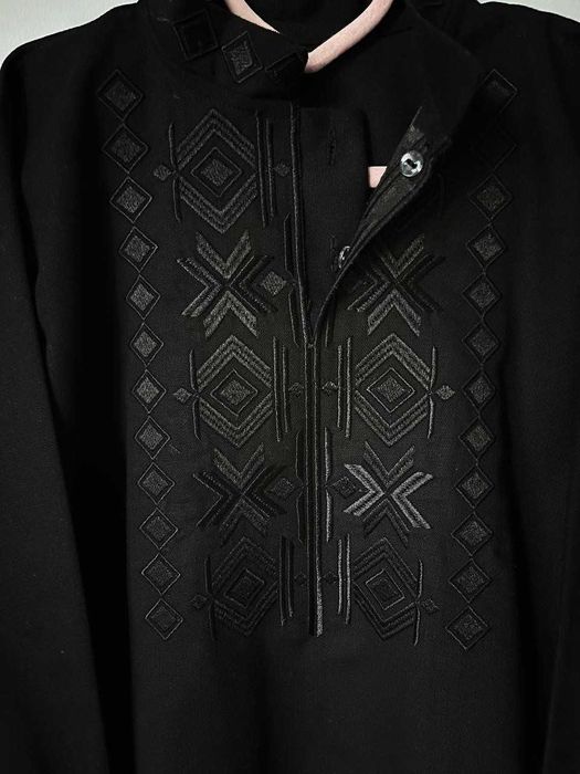 Вишиванка дитяча для хлопчика чорна по чорному льон стильна сорочка