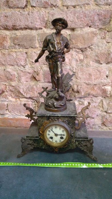 Stylowy zegar francuski