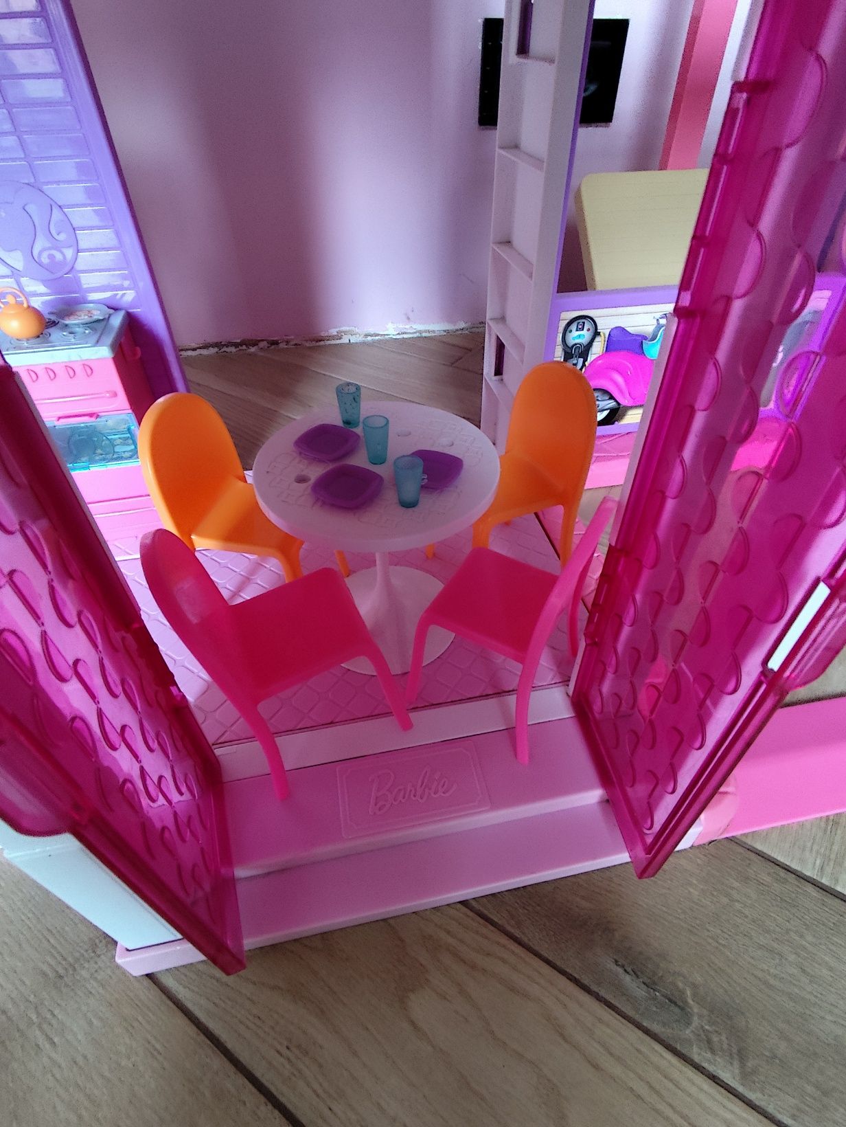 Domek dla Barbie dreamhouse