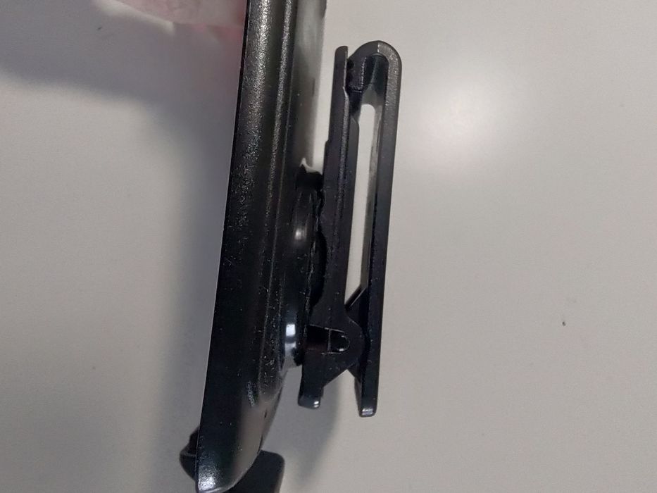 Etui do telefonu BlackBerry czarne na pasek