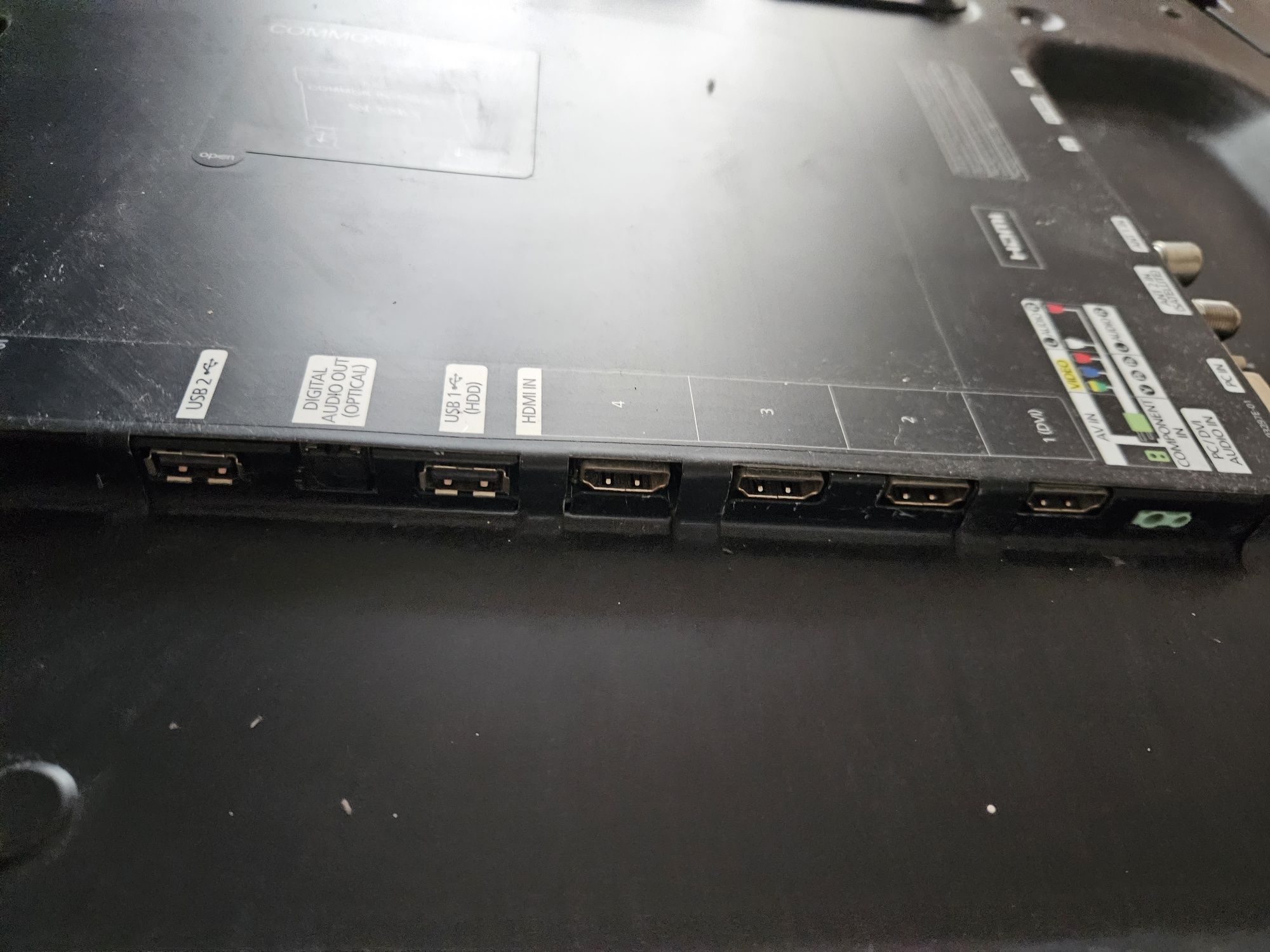 Tv samsung eu40d5700