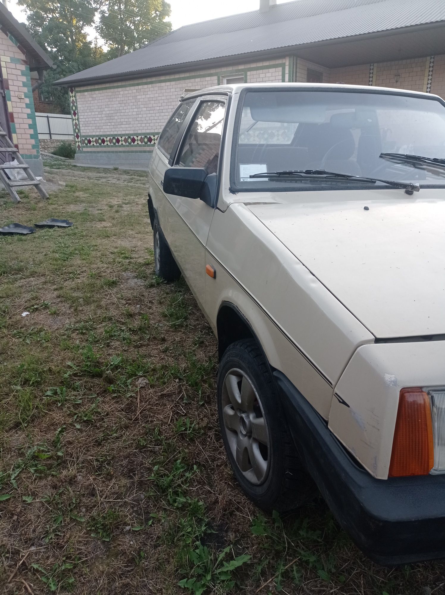 Продам машину ваз 2108