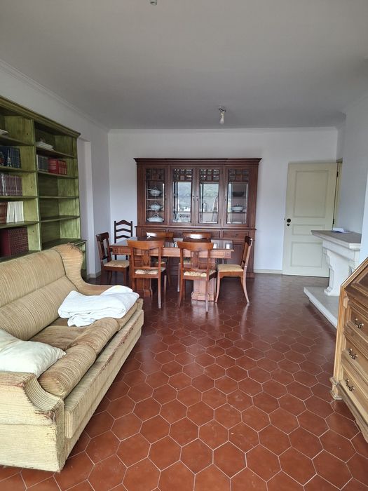 Arrenda-se apartamento t3- Coimbra