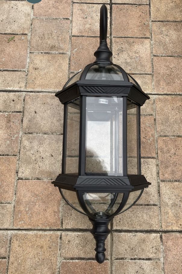 Lampa zewnetrzna