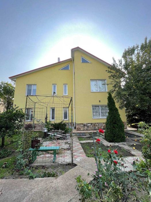 Фонтан / Чубаевка Продам хороший новый дом с большим участком