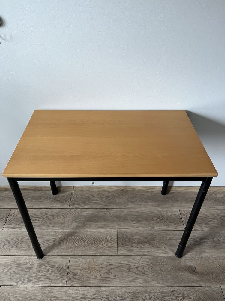 Sprzedam biurko w bdb stanie