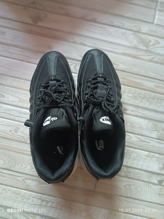 Продаю Air max 95