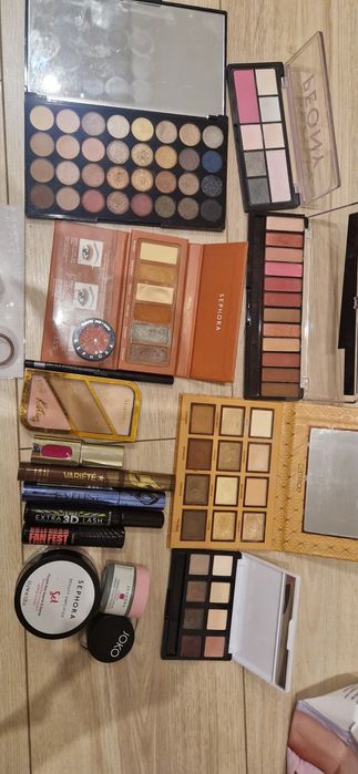 Sephora, Catricr, Rimnel, Avon, Eveline, Joko