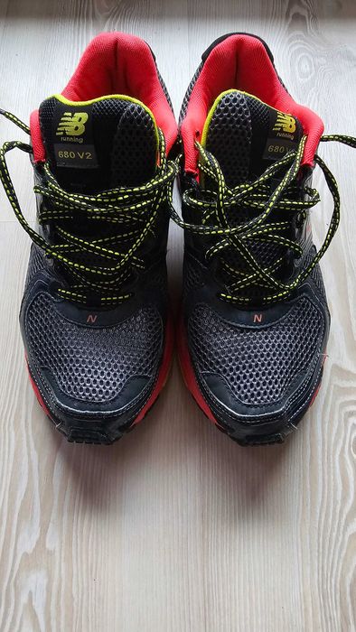 Buty sportowe New Balance 680 v2 EU 41,5 US 10, UK 8, 27 cm