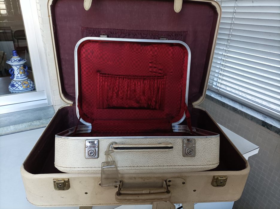 2 Malas de viagem vintage bejes como novas