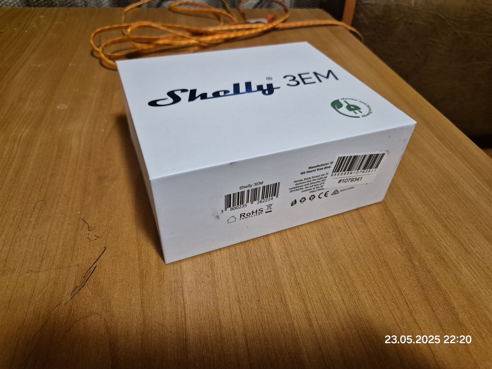 Розумний лічильник Shelly 3EM