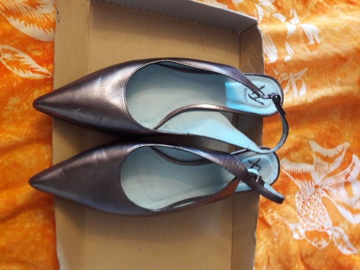 продам женские туфли 41-42  размер  26 см