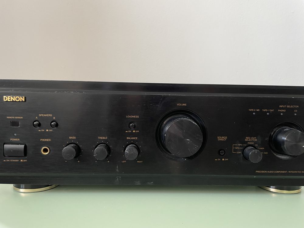 Amplificador denon PMA 1055R