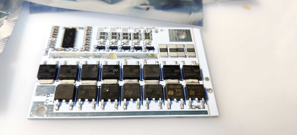 BMS белая  4S (3S 5S) LiFePo4 100A BM3451 c балансировкой батареи