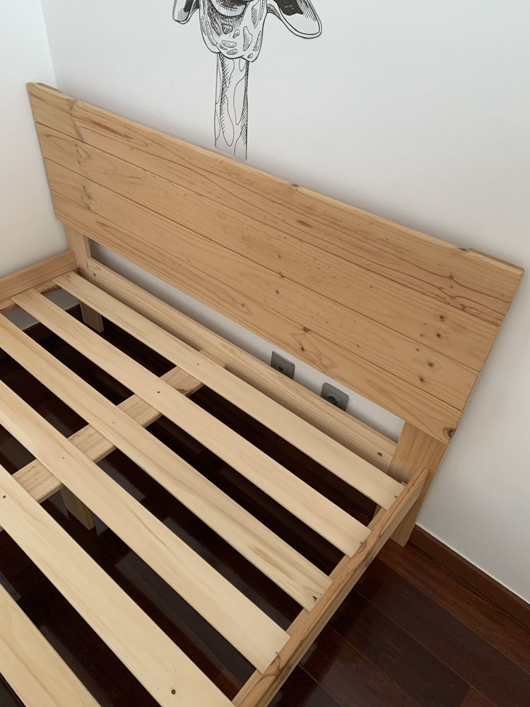 Cama de casal lufe