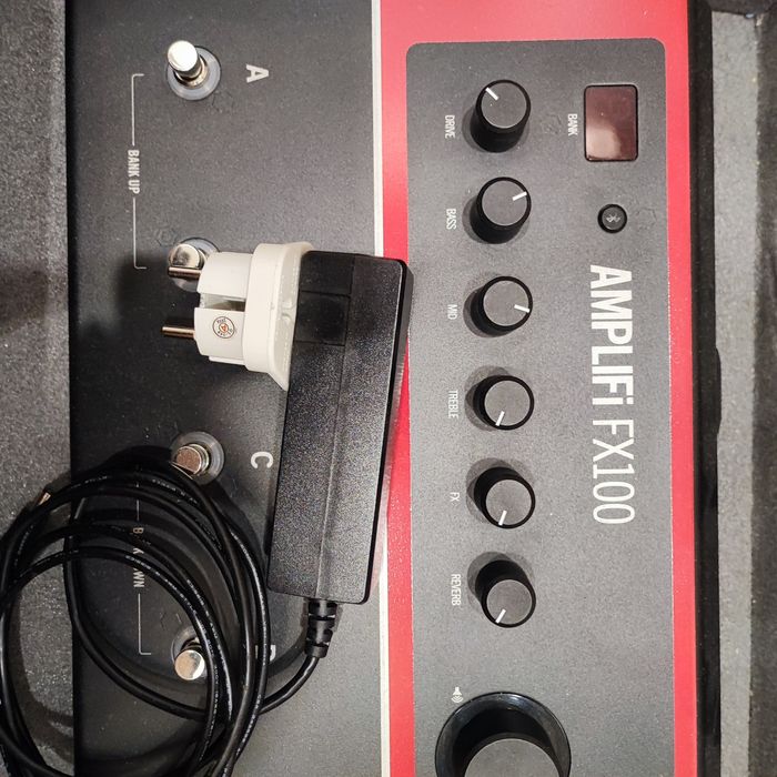 Гітарний процесор Line 6 AMPLIFi FX100