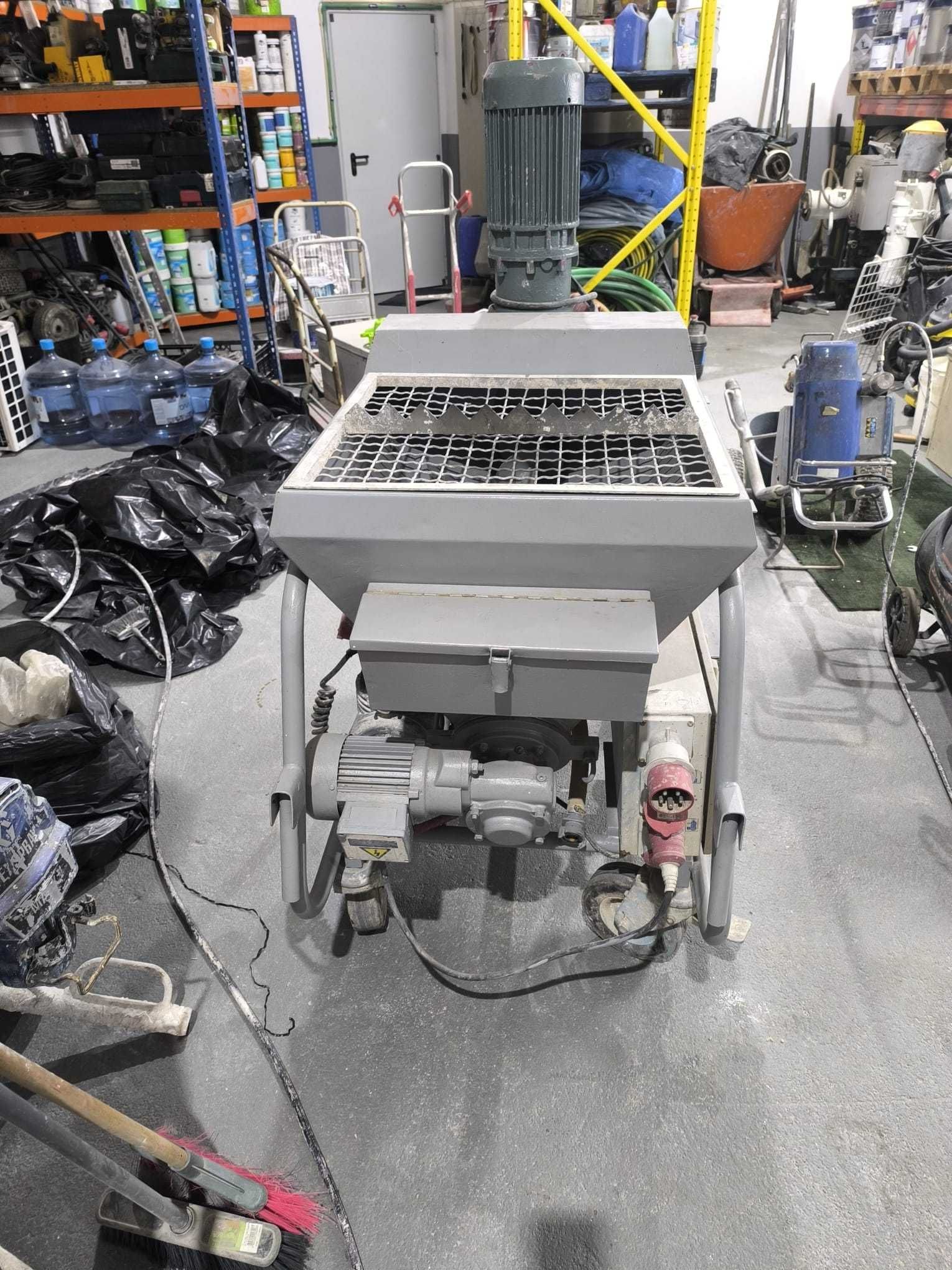 Maquina Projeção argamassa MTec M3 E usada