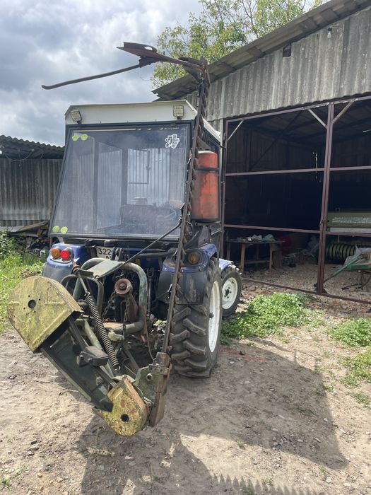 Продам  Косарку.