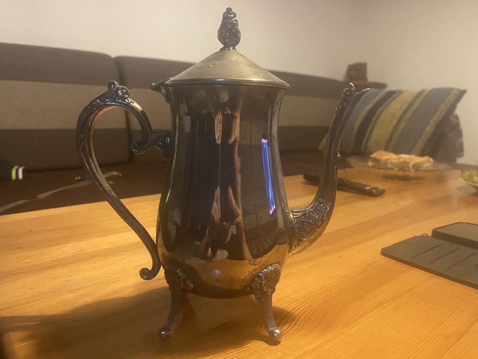 Stary dzbanek zaparzacz
