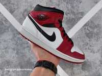 Кросівки чоловічі Nike Air Jordan 1 Mid White/Red 43 кроссовки мужские
