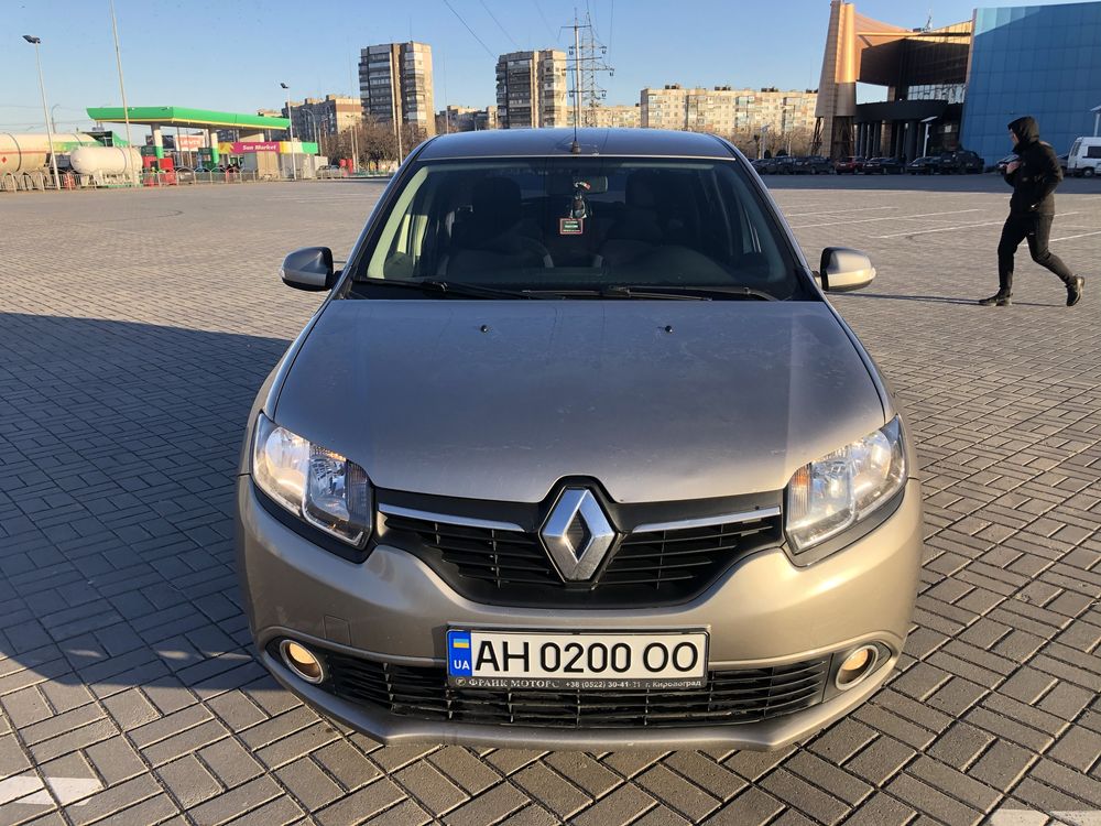 Renault Sandero 2013