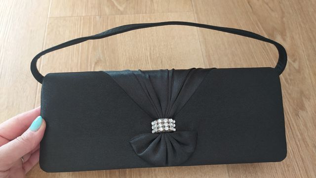 Torebka kopertówka czarna elegancka z cyrkoniami
