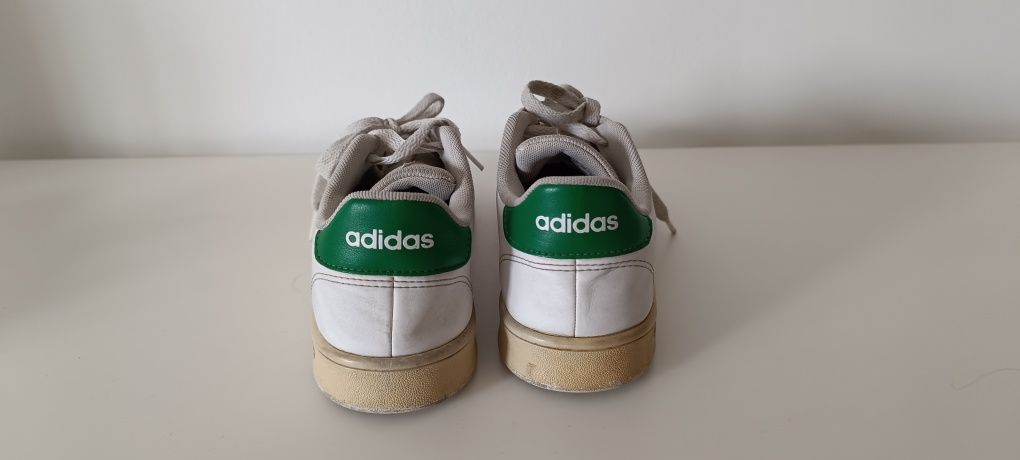 Tênis adidas - criança n:36