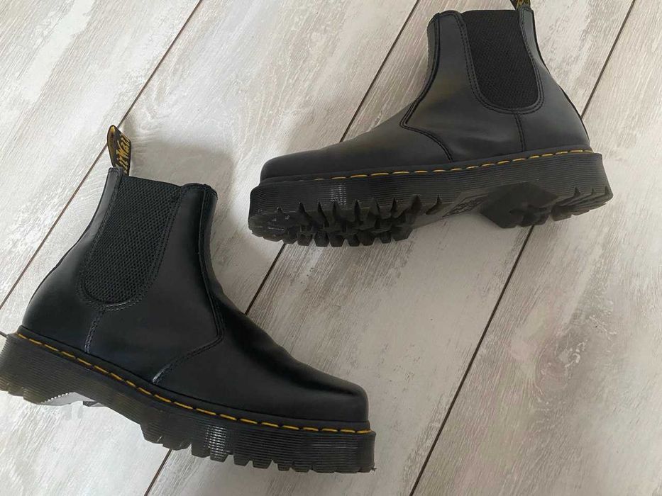 Продам оригінальні Dr. Martens 2976 YS —  Челсі