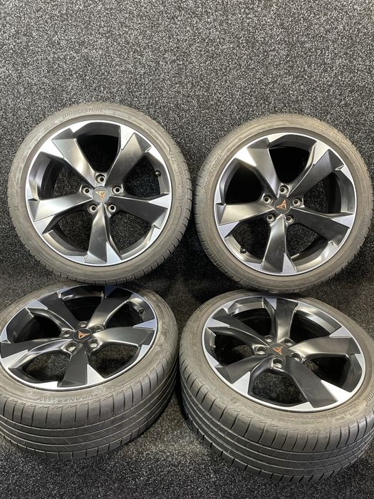 Продам Б/У диски Seat 7.5R18 ET46 5x112 Dia57.1