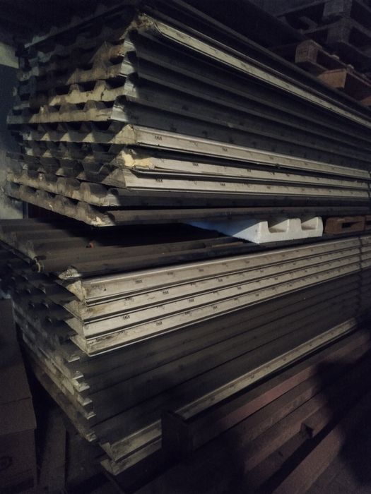 Płyta obornicka hala garaż płyta warstwowa